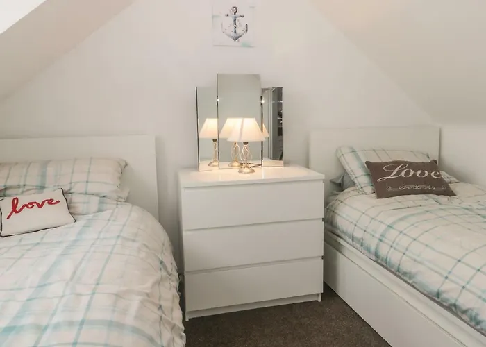 2 The Close Holiday home